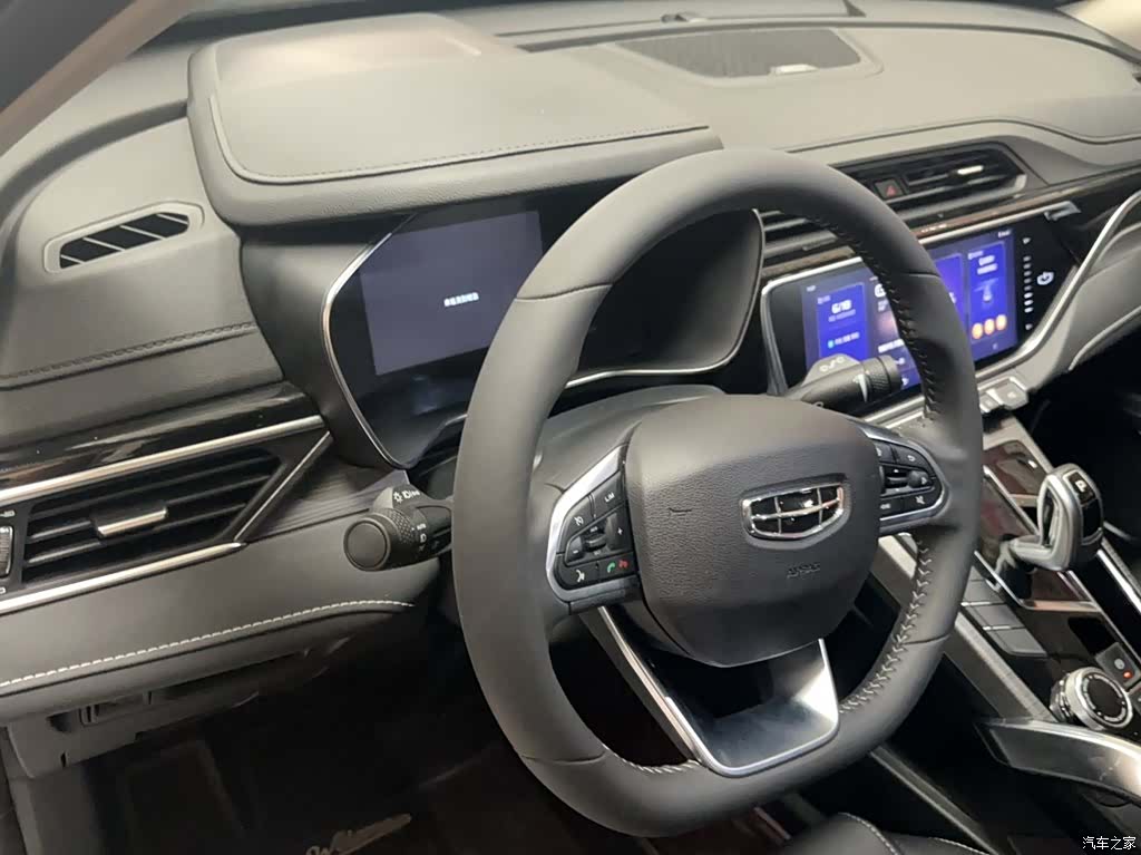 Geely Boyue, 2021 15