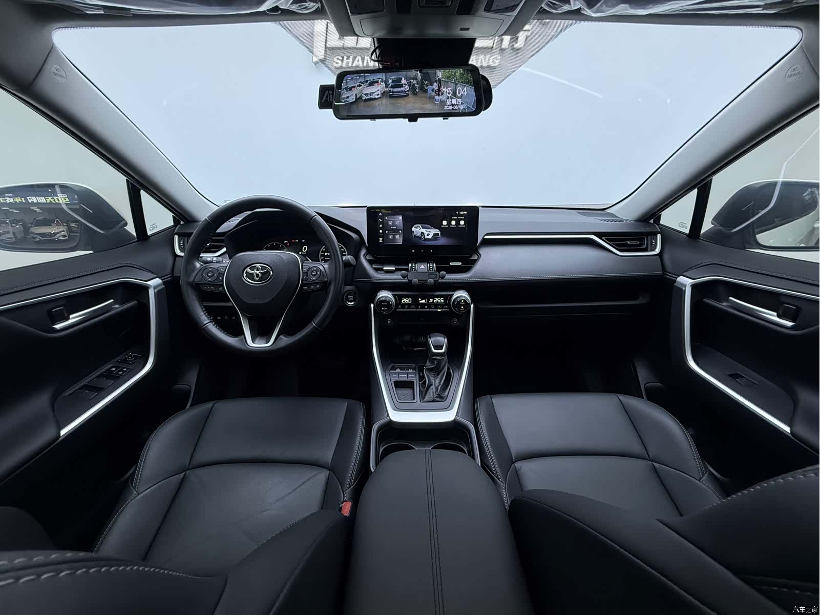 Toyota Wildlander, 2024 21