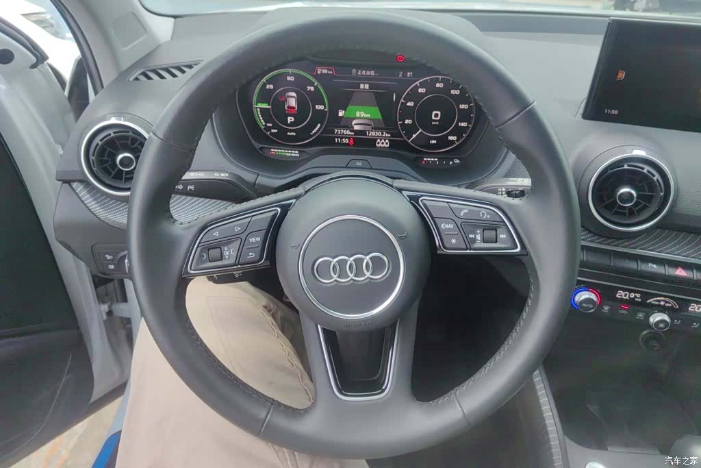 Audi e-tron, 2020 15