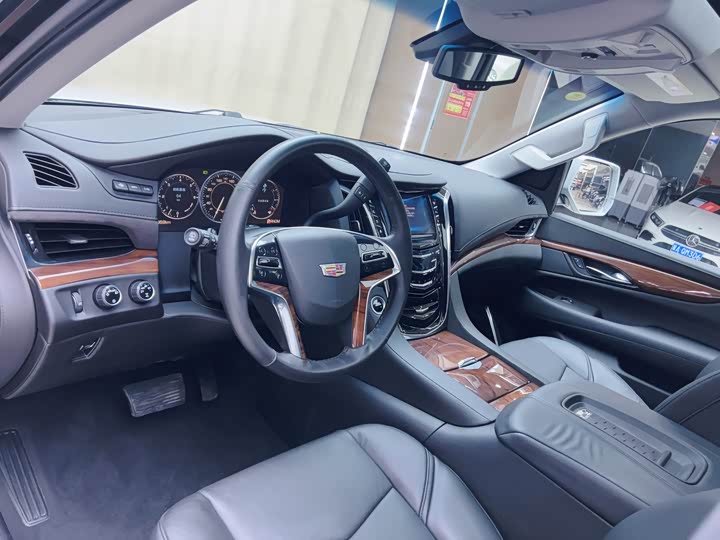 Cadillac kai lei de ESCALADE 2016 6.2L mei gui ban