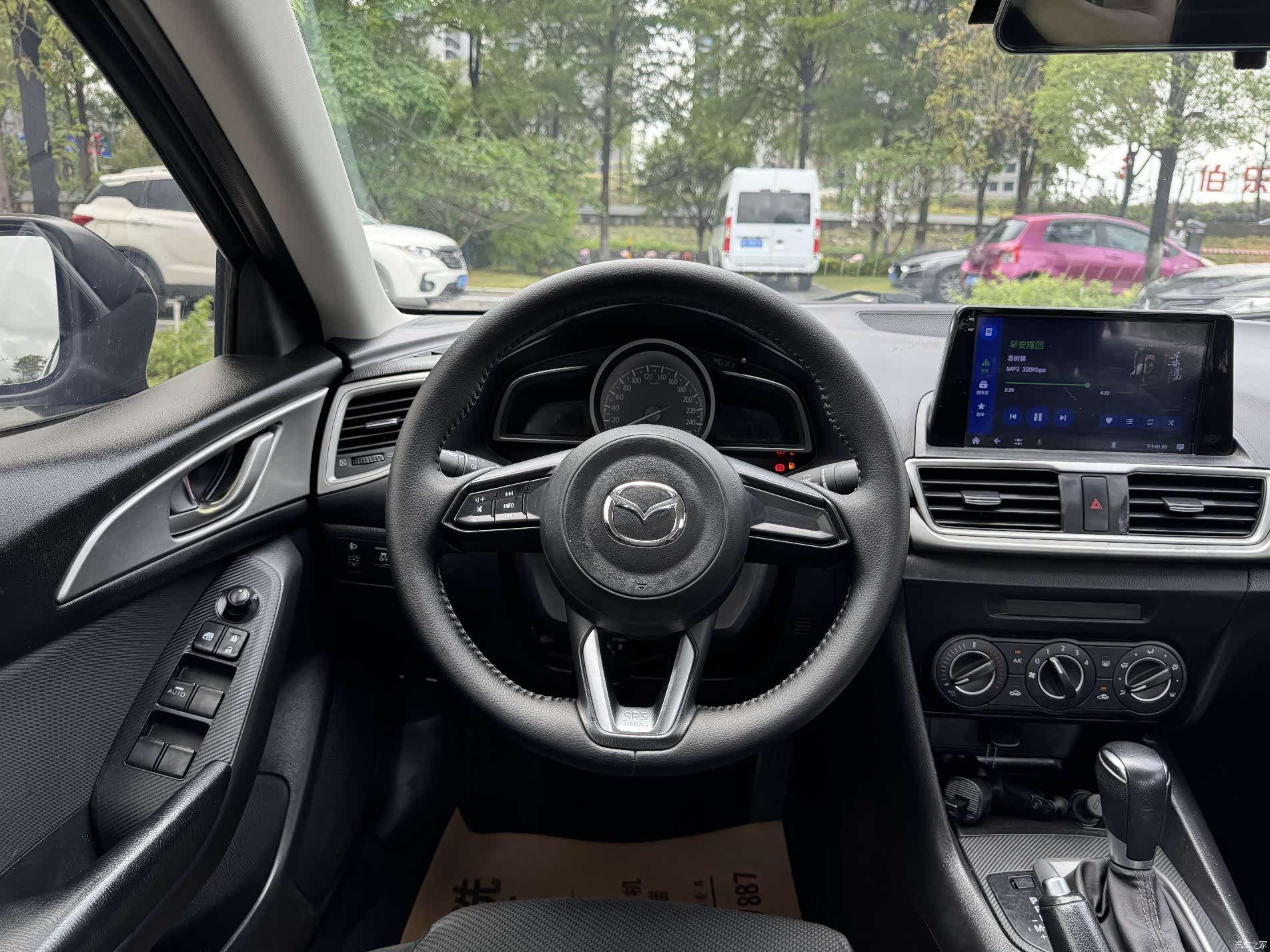 Mazda Mazda3, 2019 13