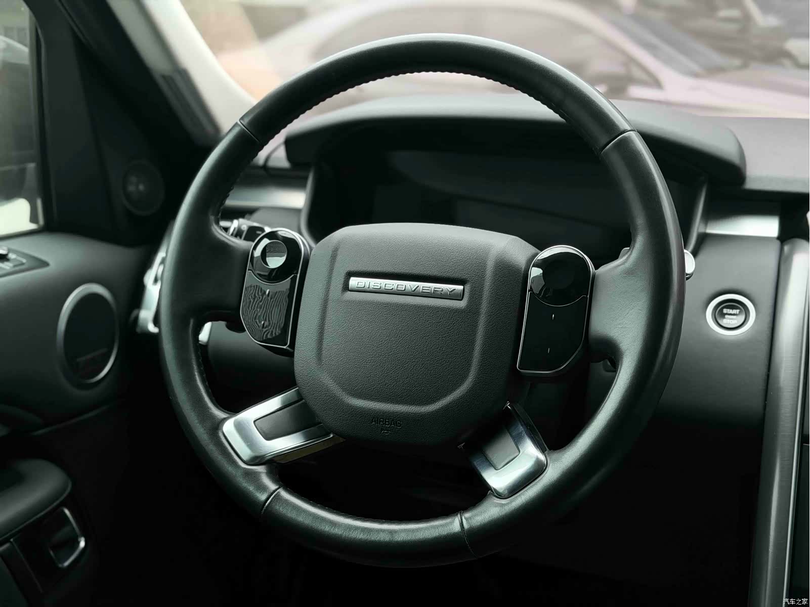 Land Rover Discovery, 2020 12