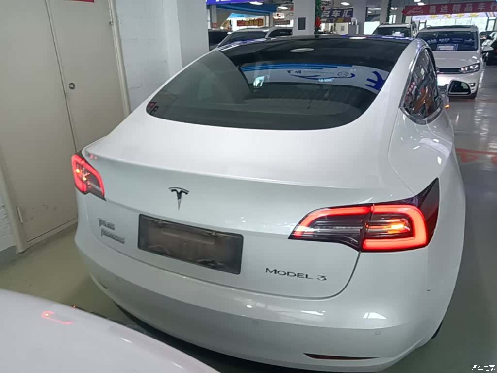 Tesla Model 3, 2020 6