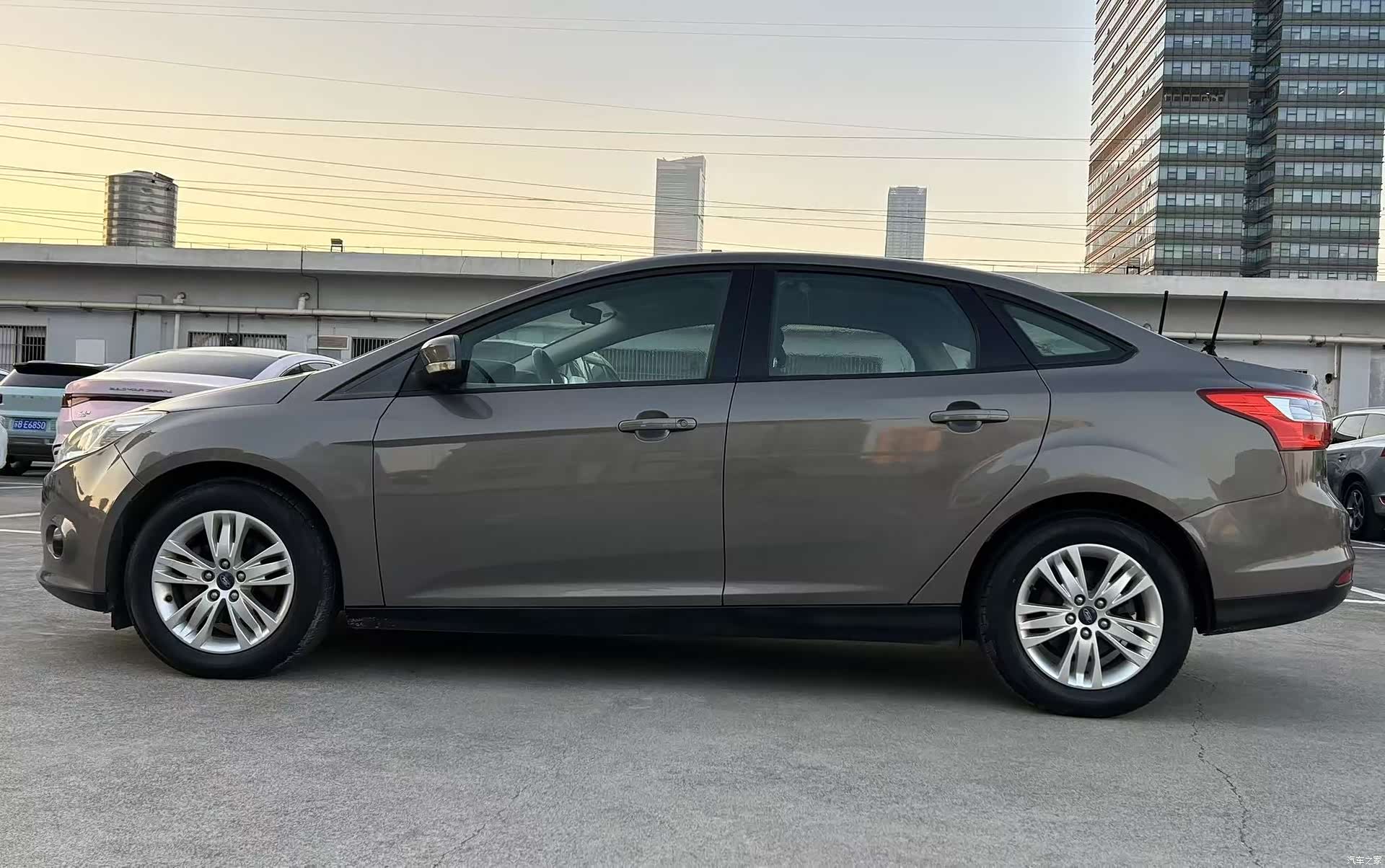 Ford Focus, 2012 11