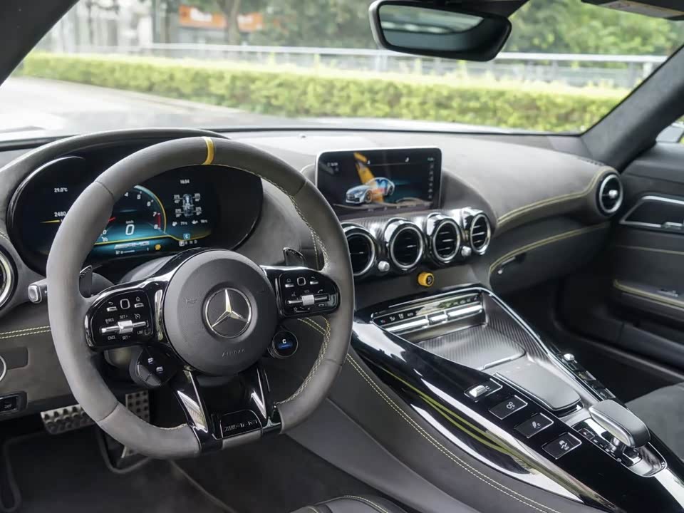 Mercedes-Benz AMG GT