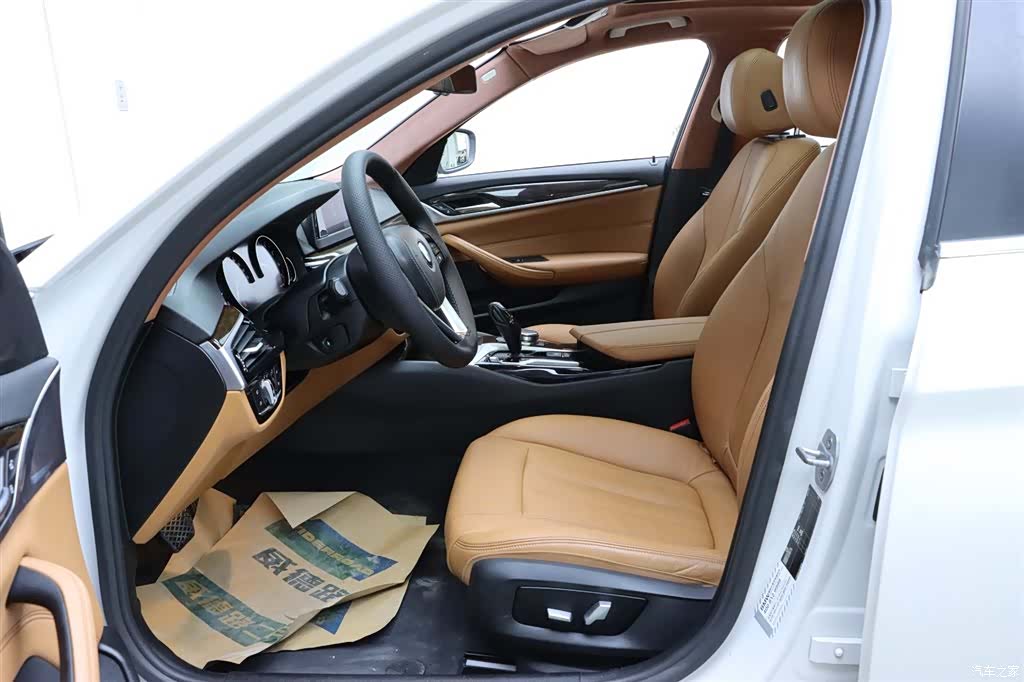 BMW 5 Series, 2017 14