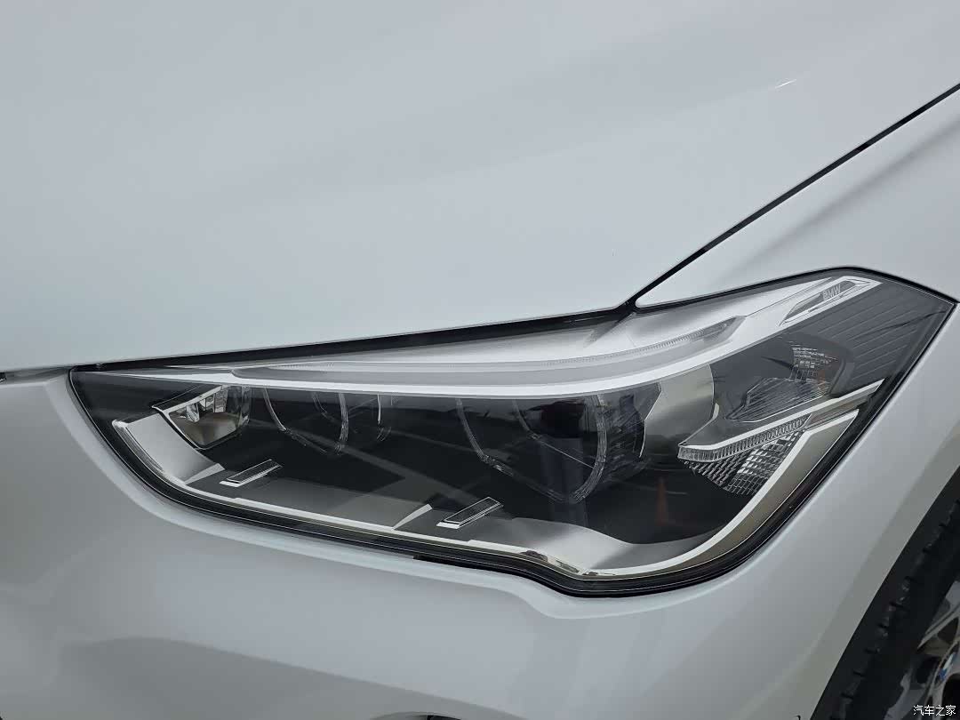 BMW X1, 2016 все фото