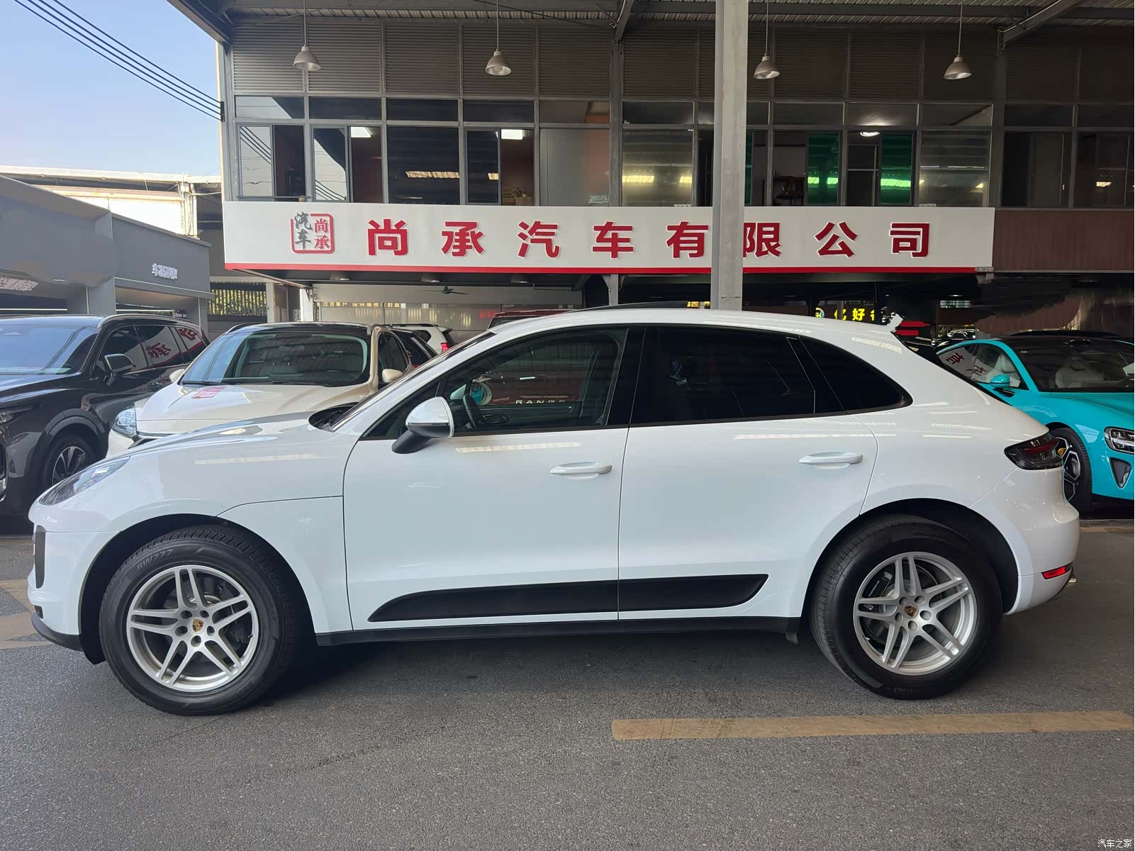 Porsche Macan, 2020 3