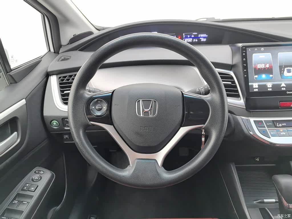 Honda Jade, 2018 11