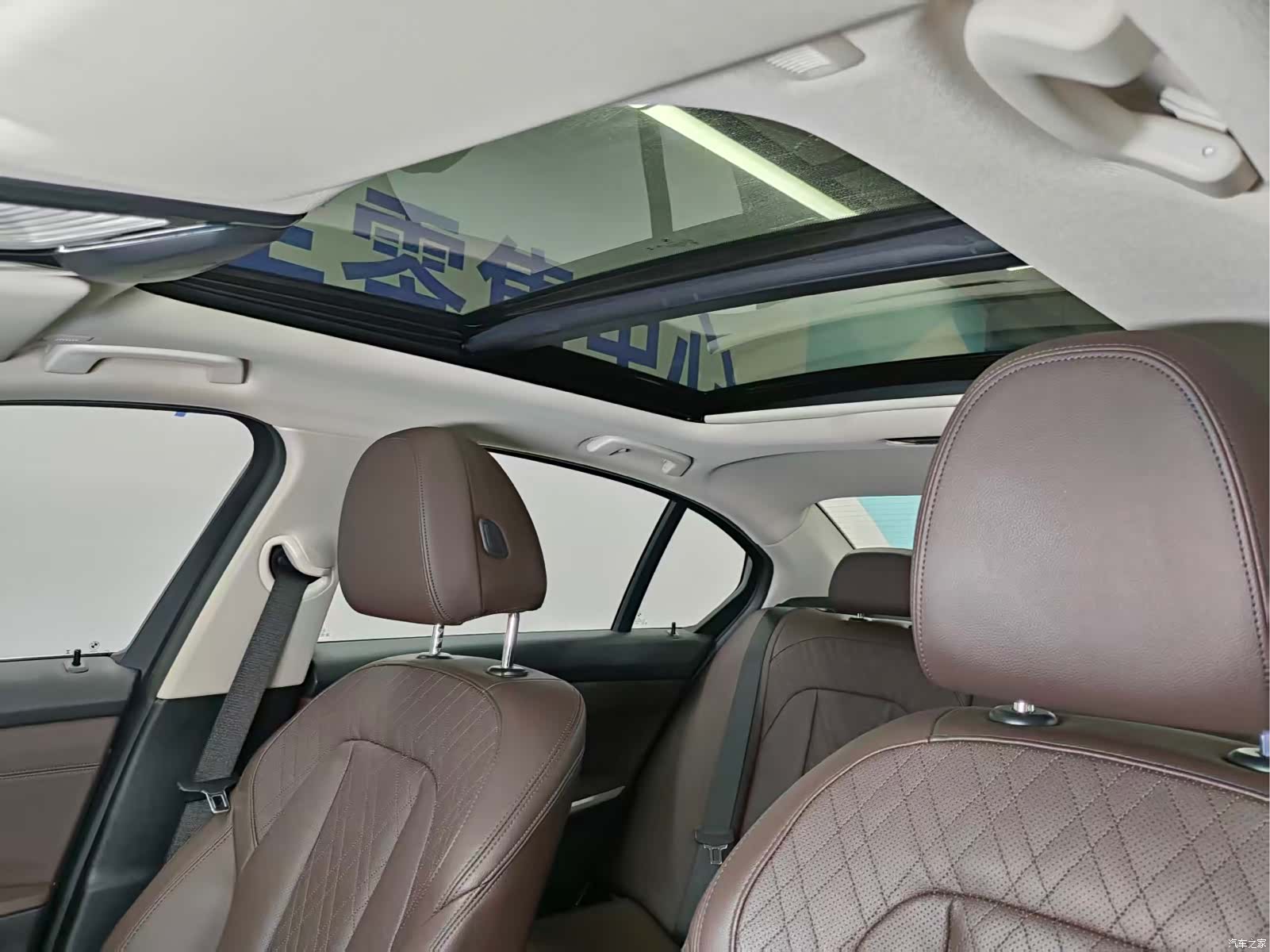 BMW 3 Series, 2023 6