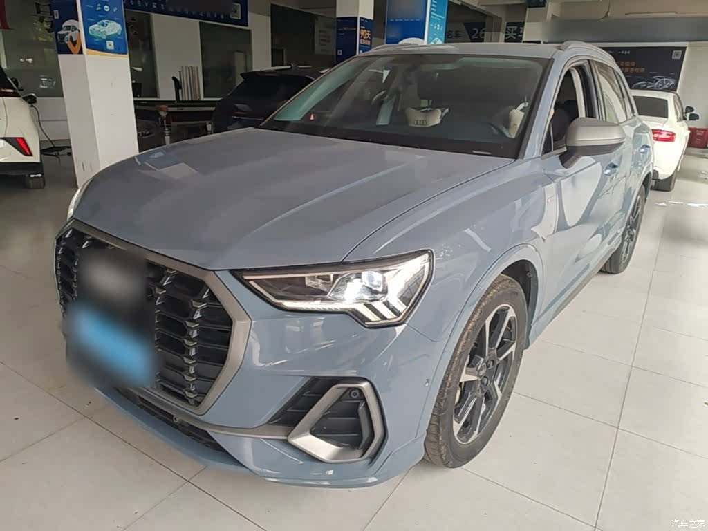 Audi Q3, 2022 1