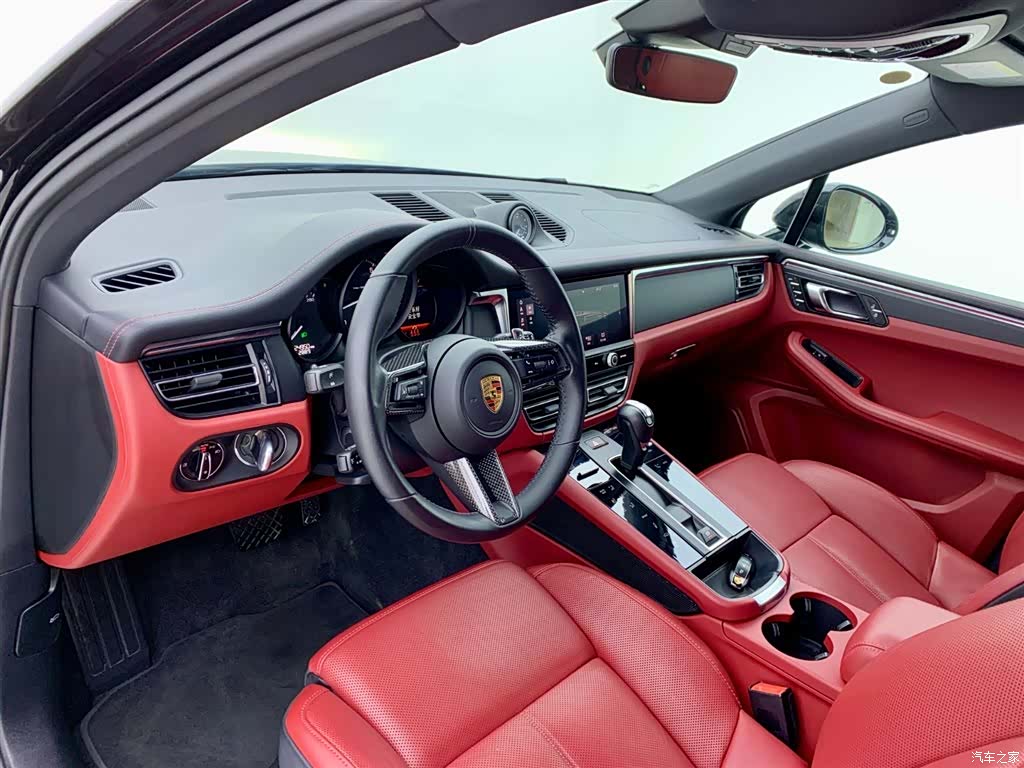 Porsche Macan, 2024 16