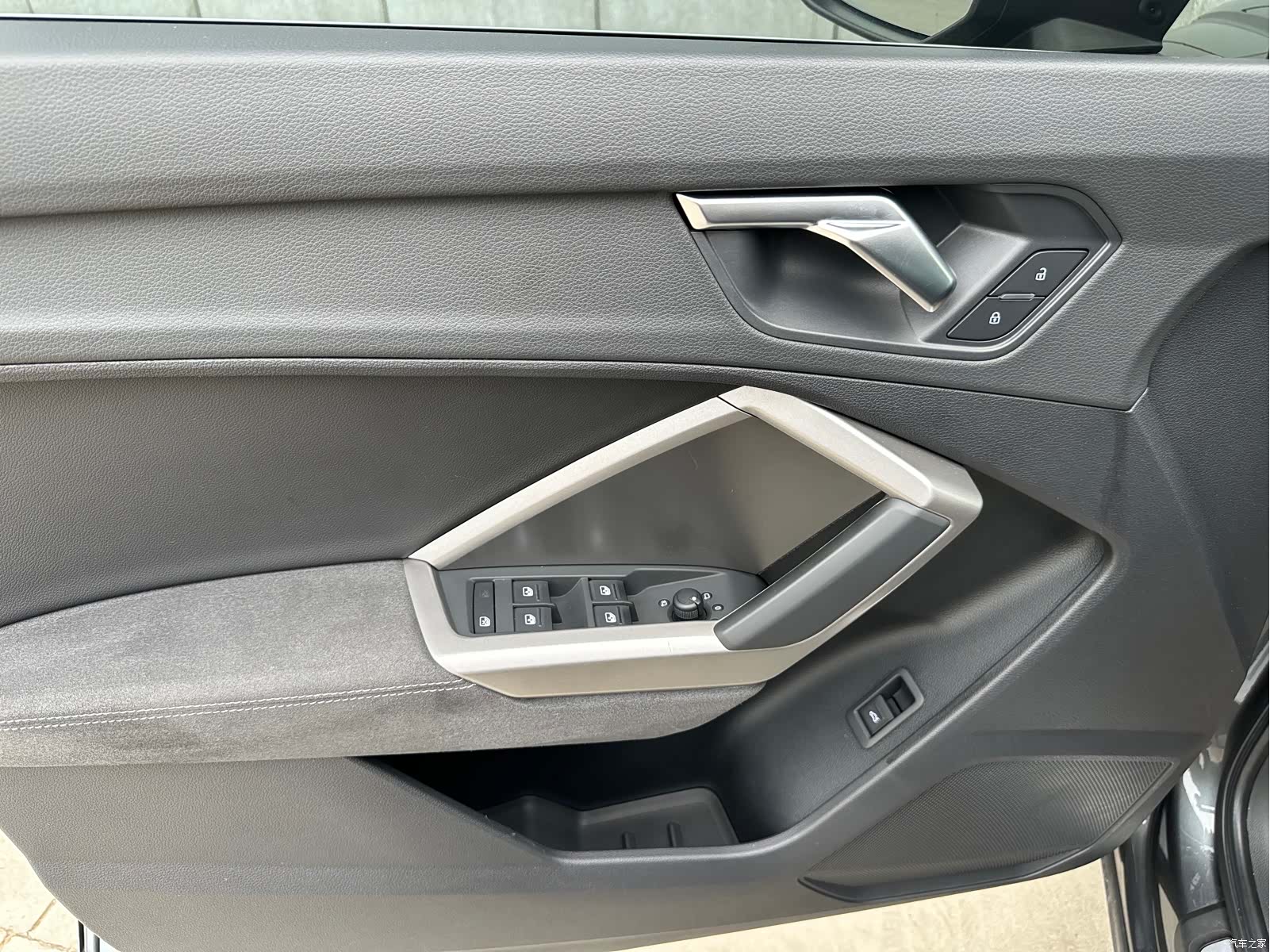 Audi Q3, 2022 12