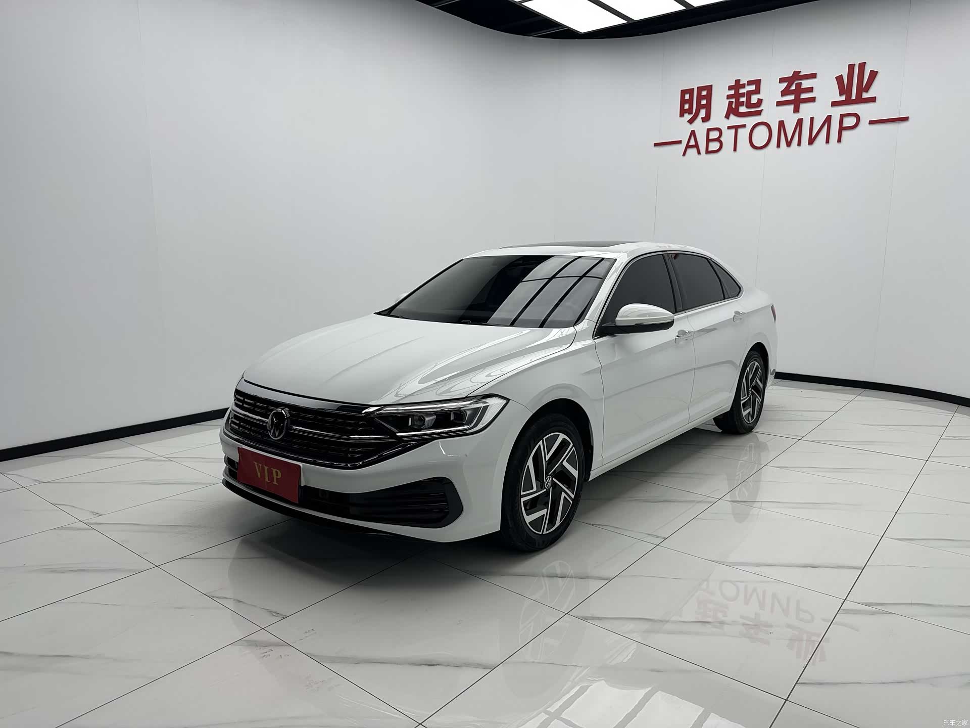 Volkswagen Sagitar, 2022 4