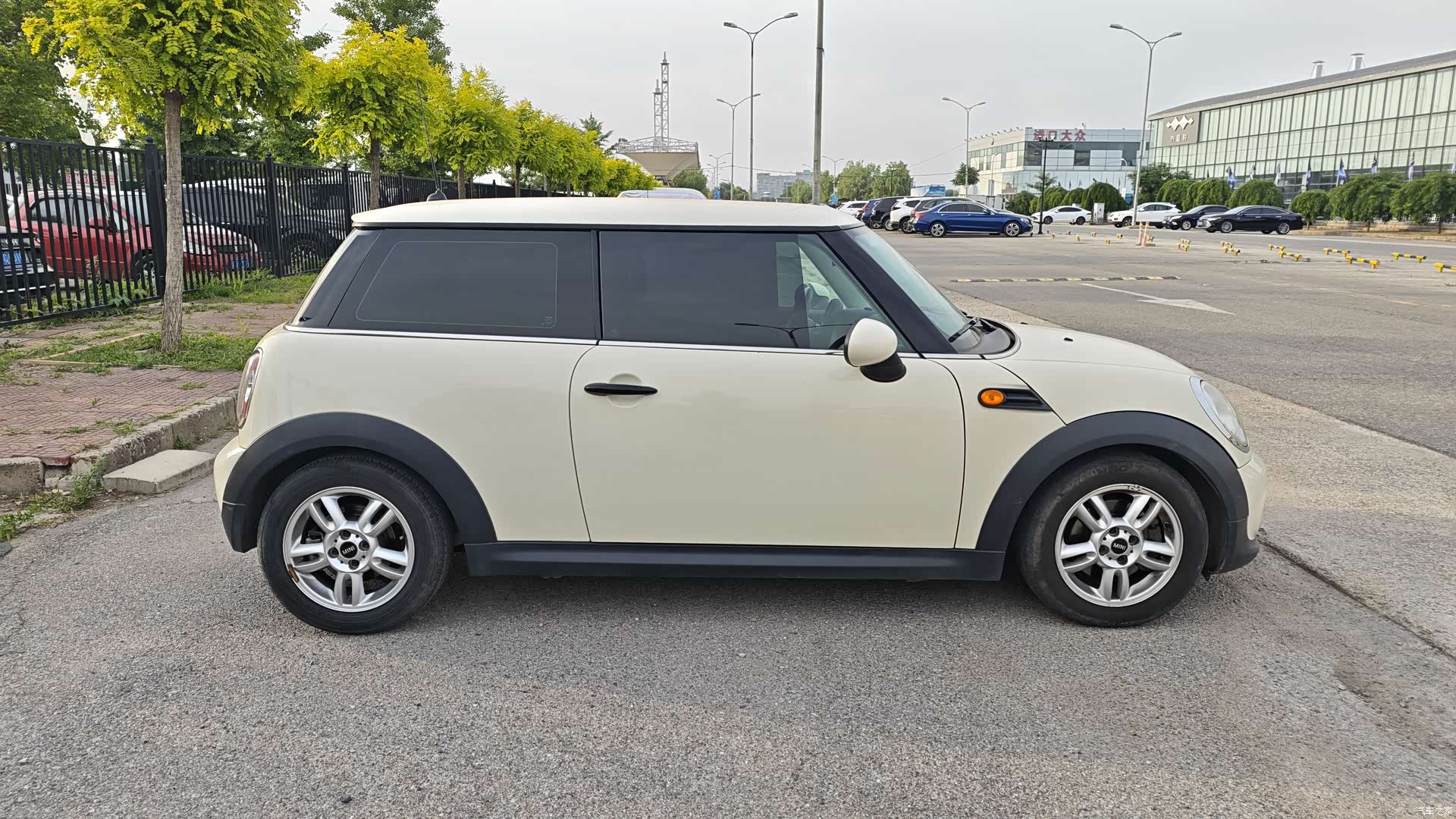 Mini ONE, 2013 4