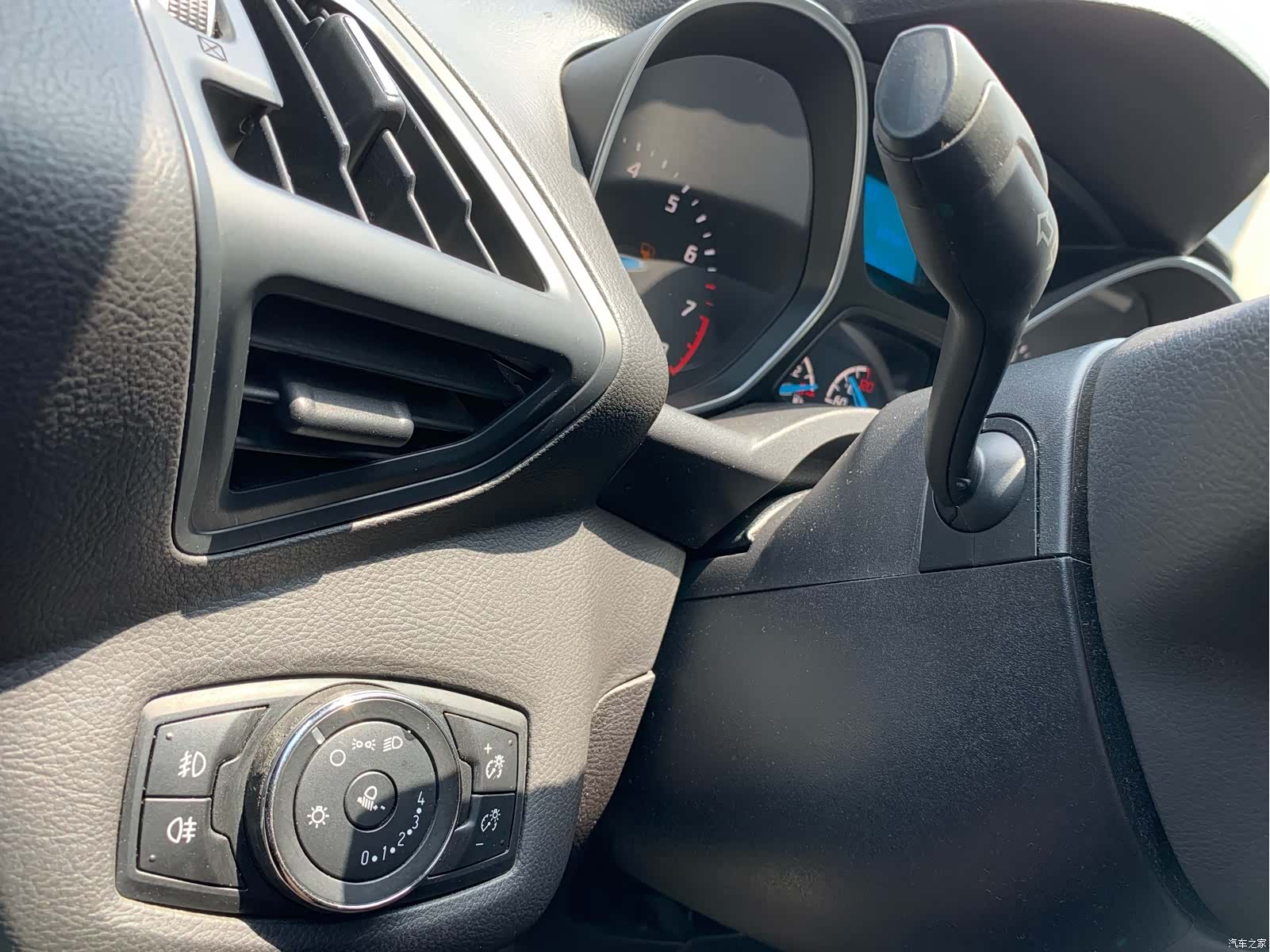 Ford Kuga, 2014 22