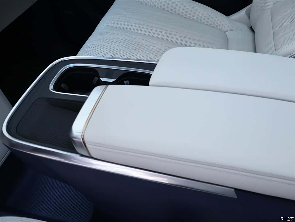 Buick Century, 2024 12