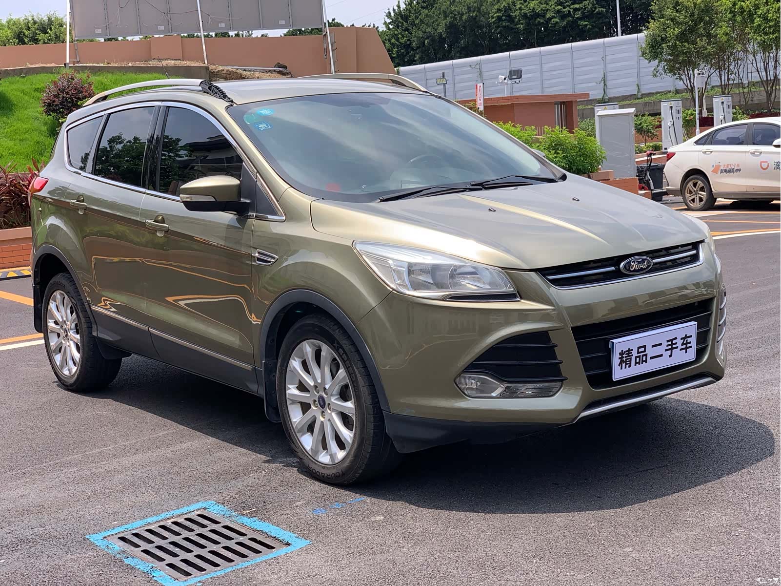 Ford Kuga, 2014 3