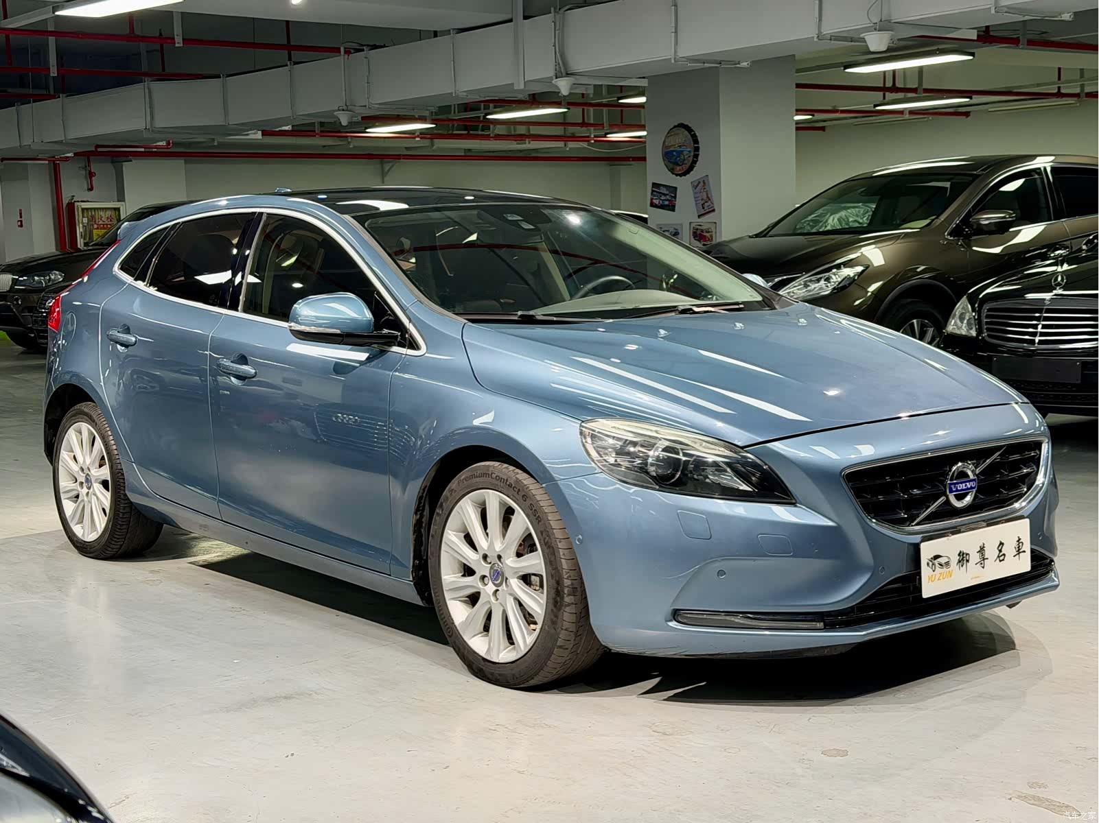 Volvo V40, 2014 3