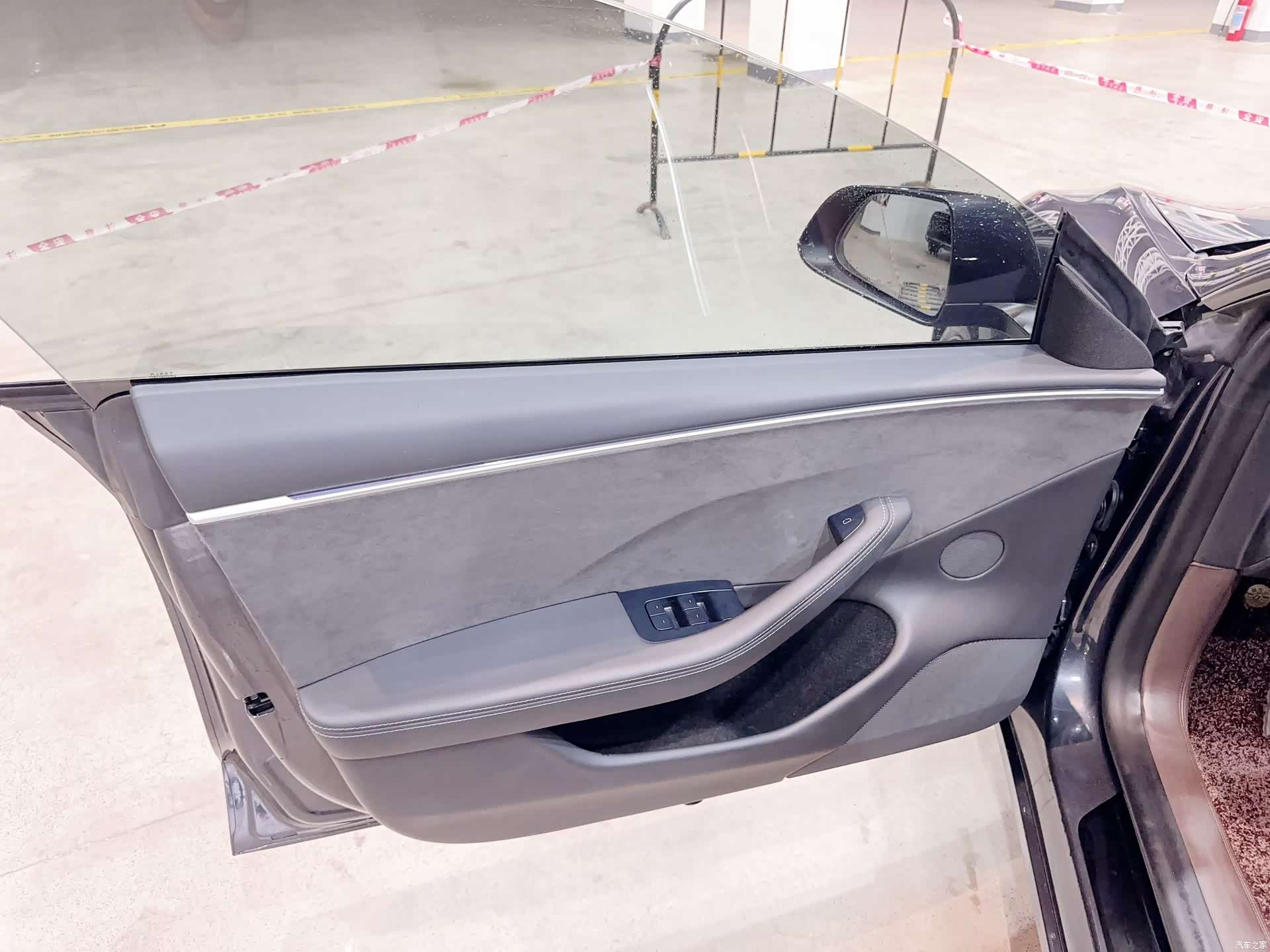 Tesla Model 3, 2024 15