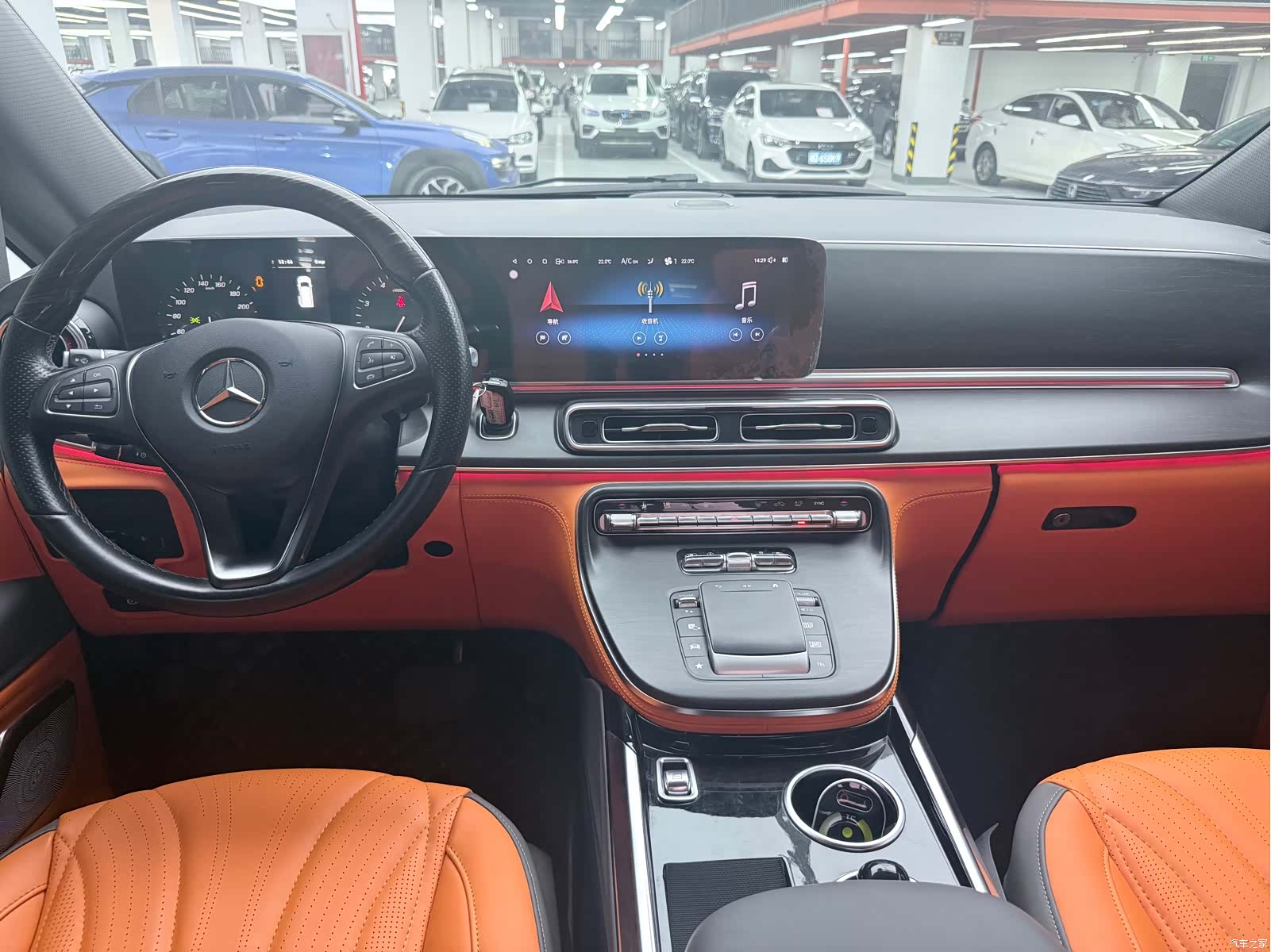 Mercedes-Benz 7, 2021 11
