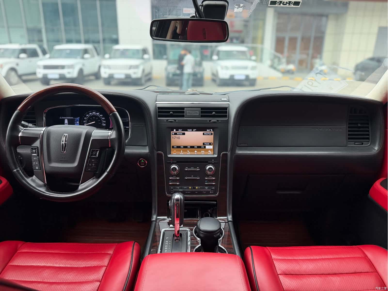 Lincoln Navigator, 2017 7