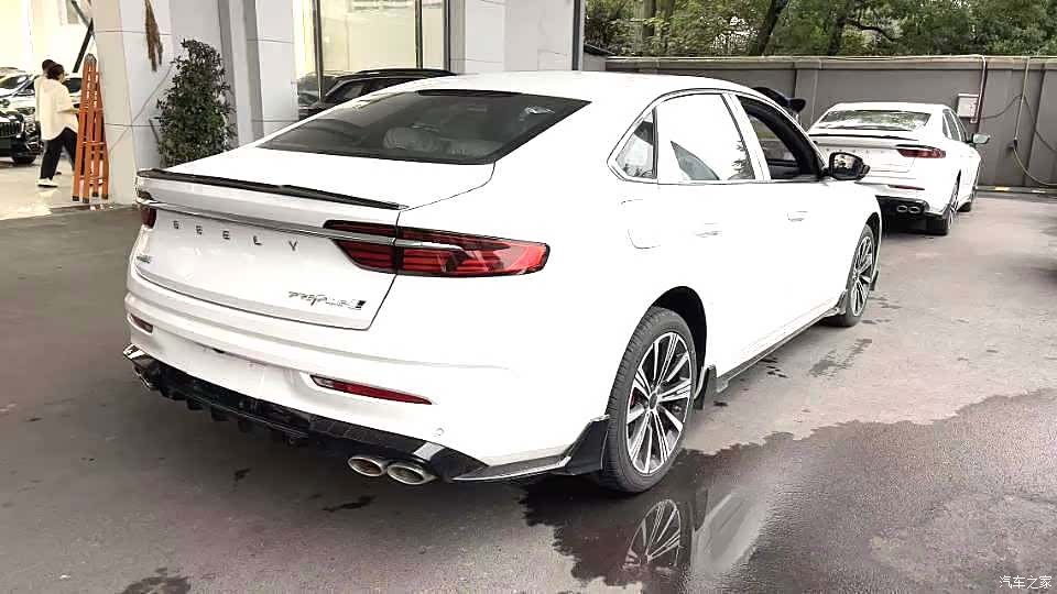 Geely Preface, 2025 8