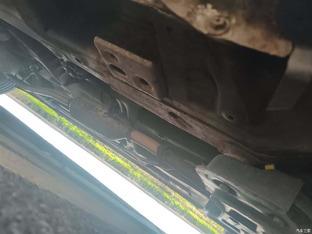 Wuling 730, 2015 16