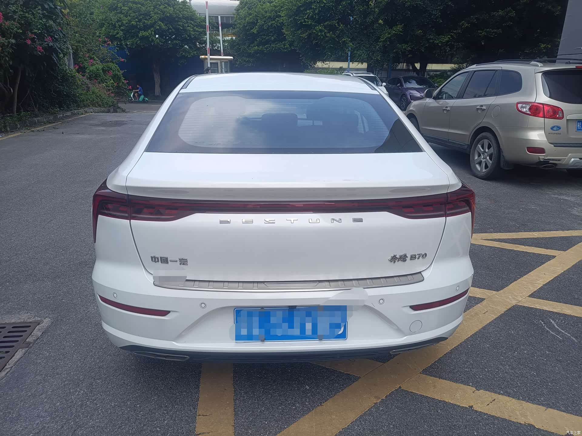 Bestune B70, 2021 12
