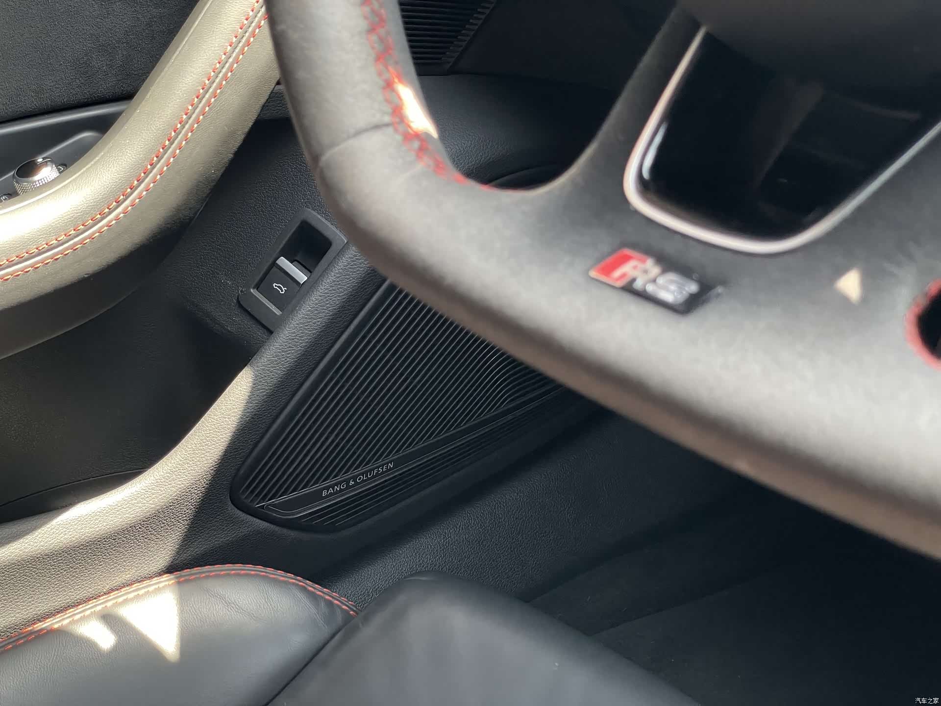 Audi RS4, 2021 14