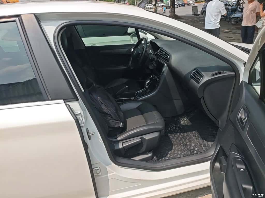 Citroen C4, 2017 25