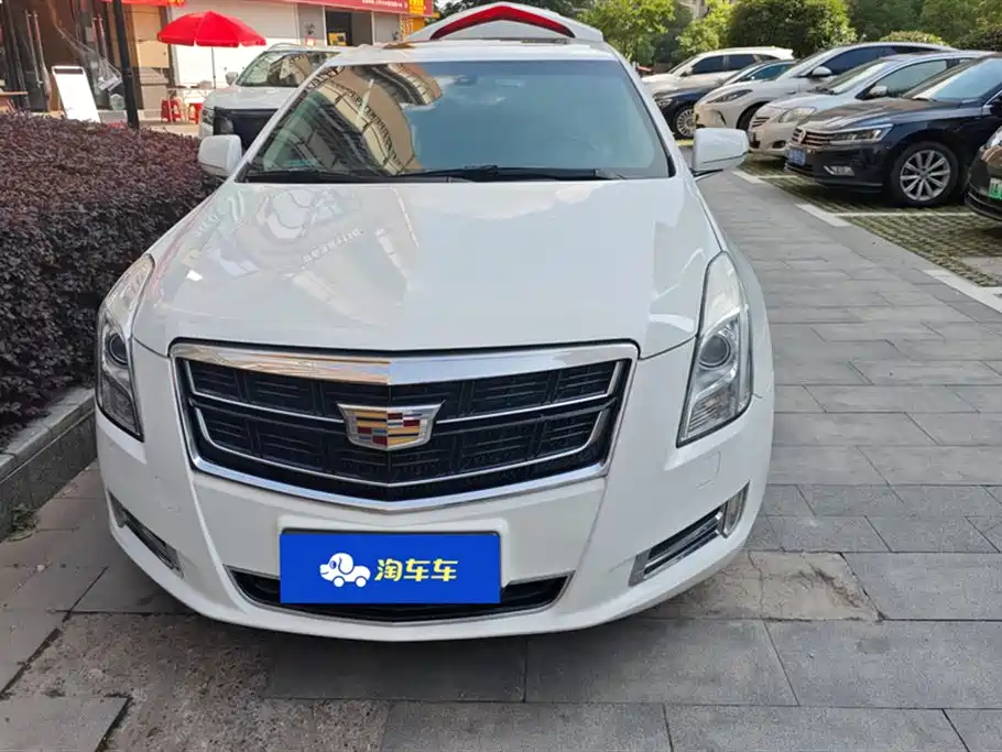Cadillac XTS