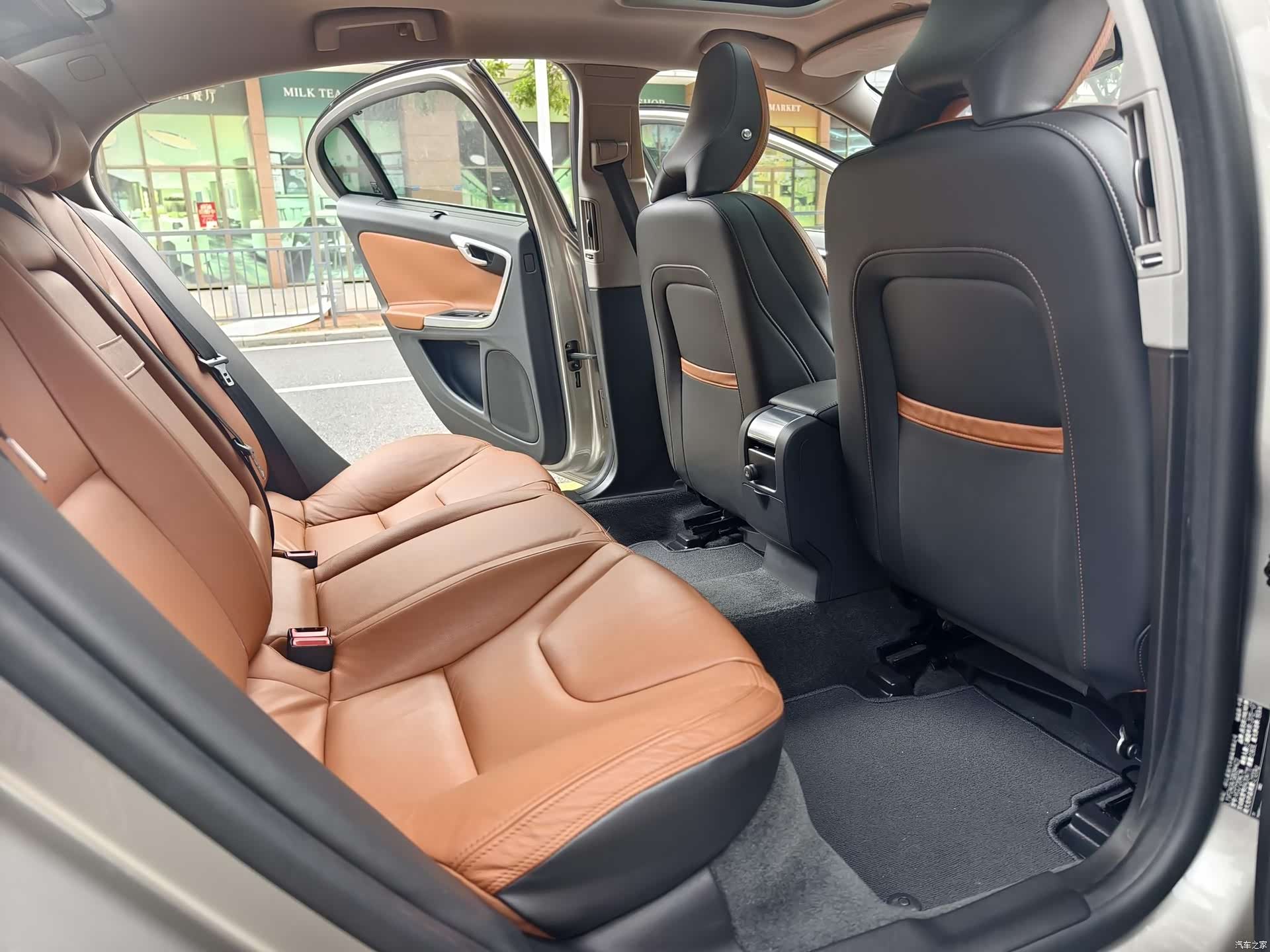 Volvo S60, 2015 14