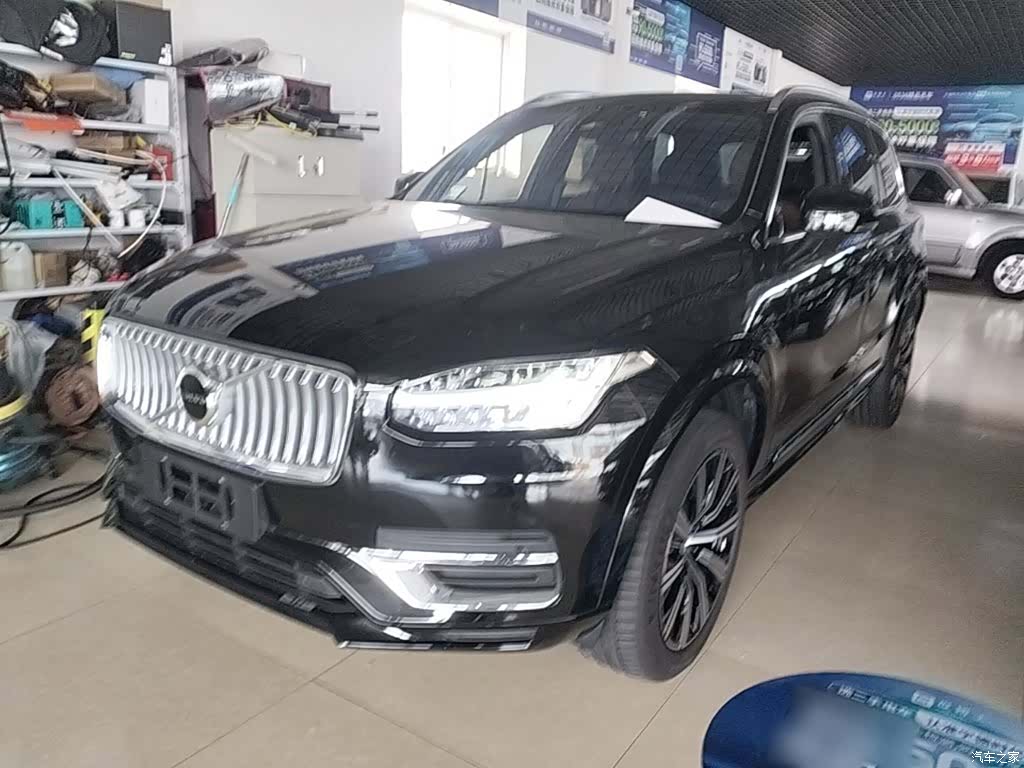 Volvo XC90, 2024 1