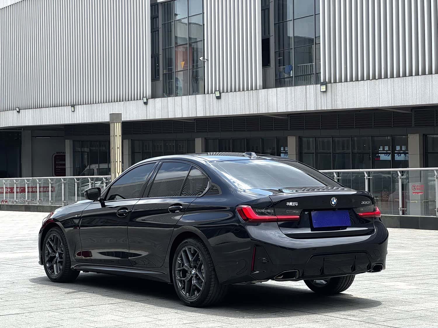 BMW 3 Series, 2025 7
