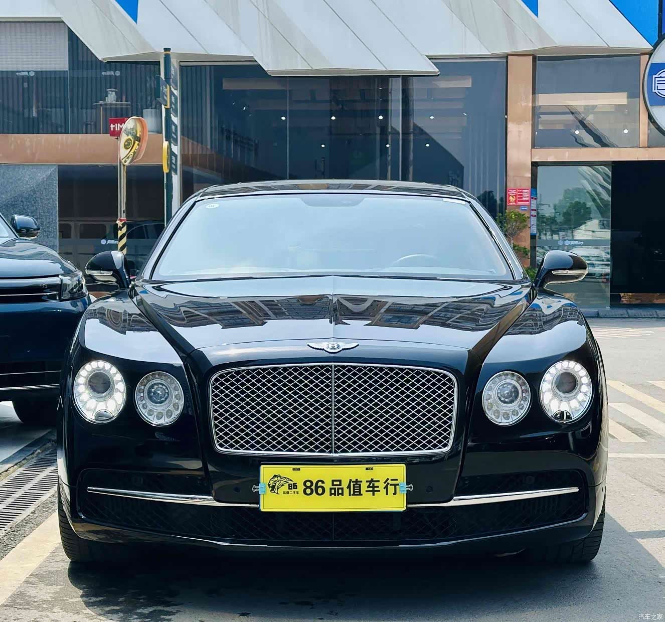Bentley Flying Spur, 2014 2