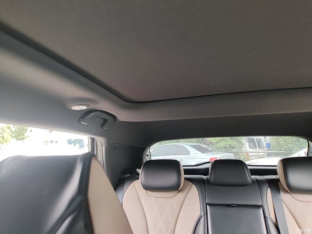 BYD Dolphin, 2023 18