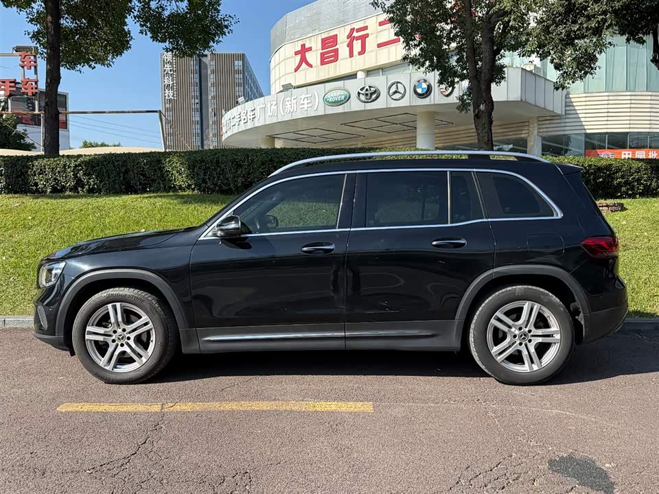 Mercedes-Benz GLB