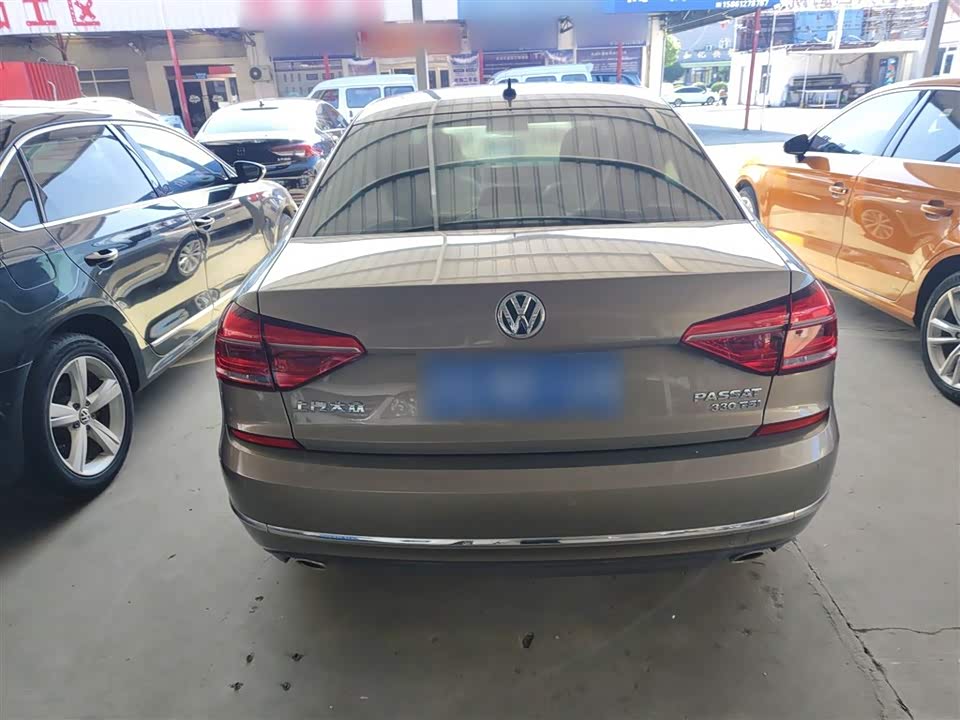 Volkswagen Passat