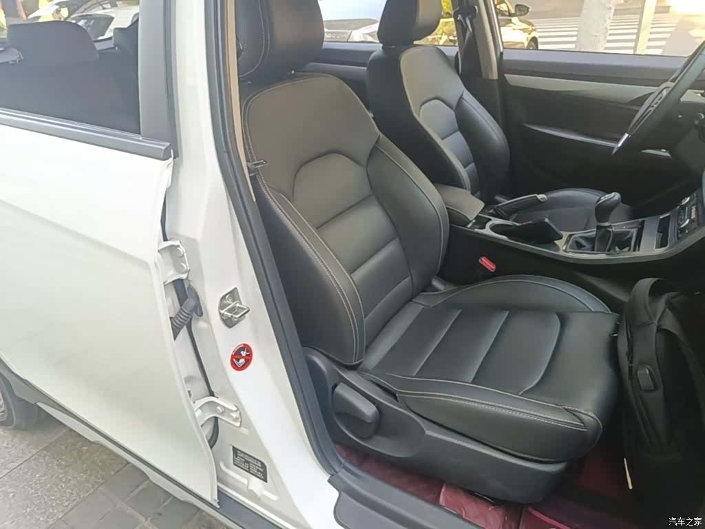 Geely S1, 2019 25
