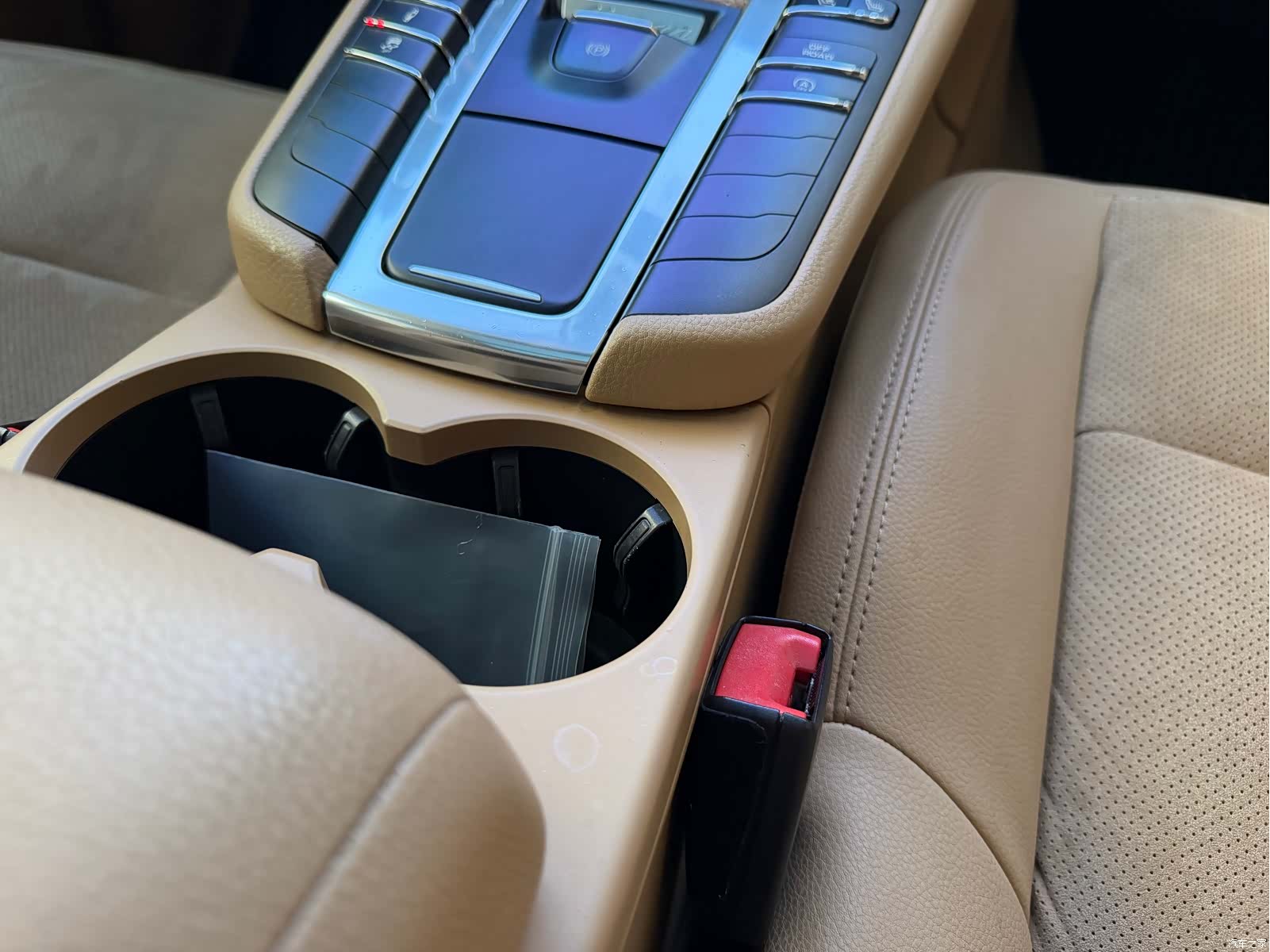 Porsche Macan, 2015 10