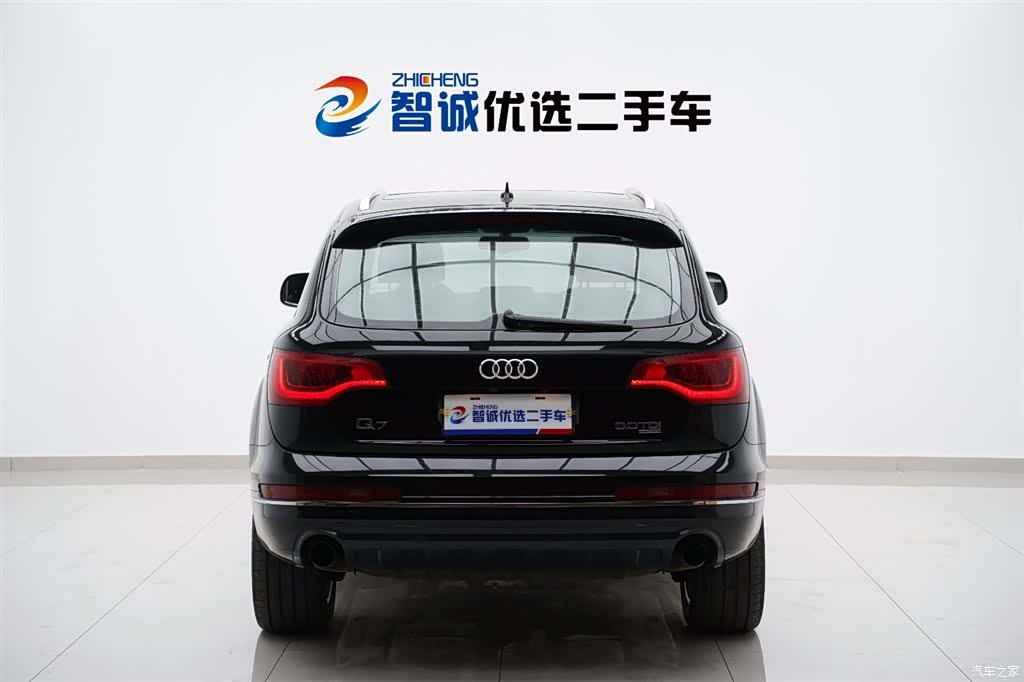 Audi Q7, 2012 4