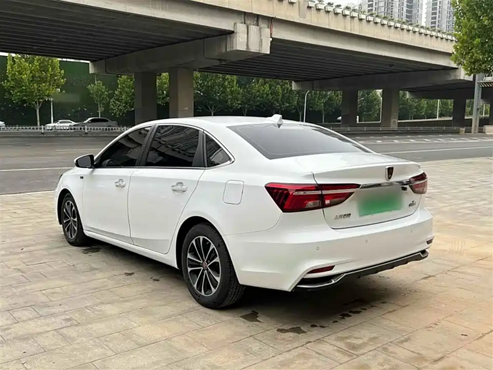 Roewe i6 Roewe i6