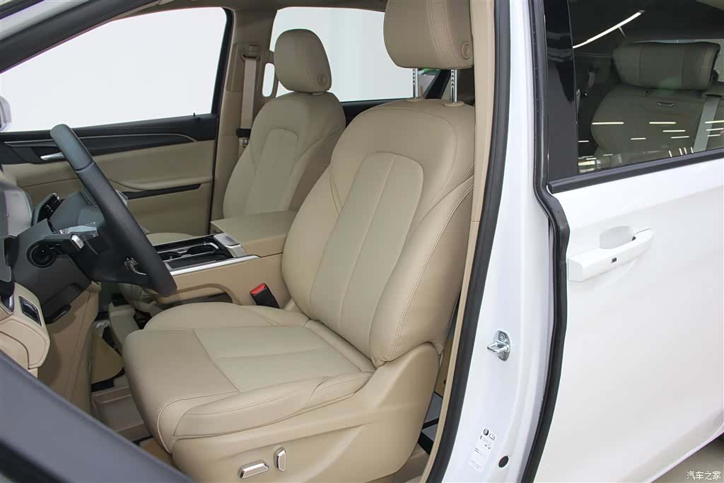 Buick GL8, 2026 22
