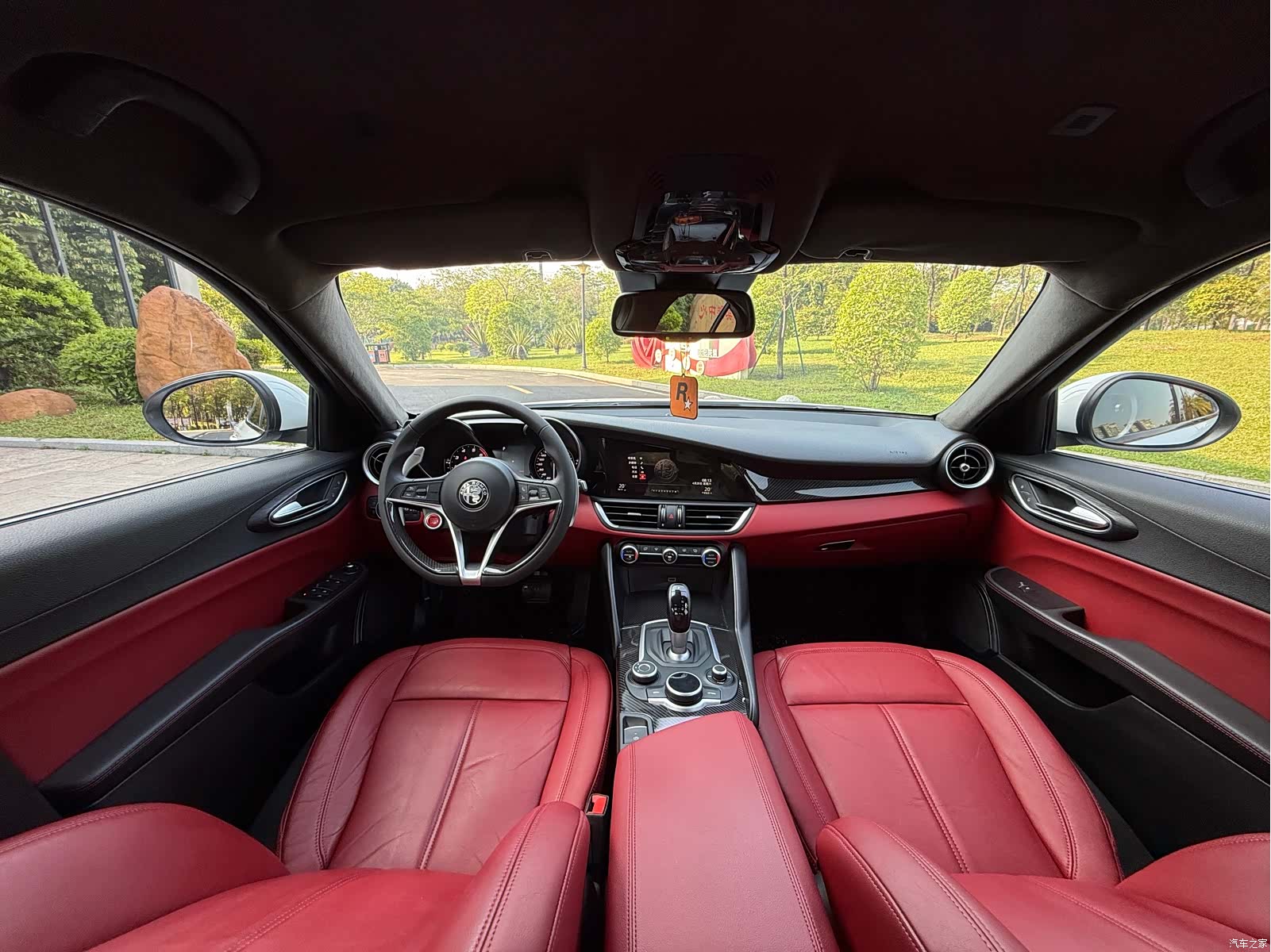 Alfa Romeo Giulia, 2018 18