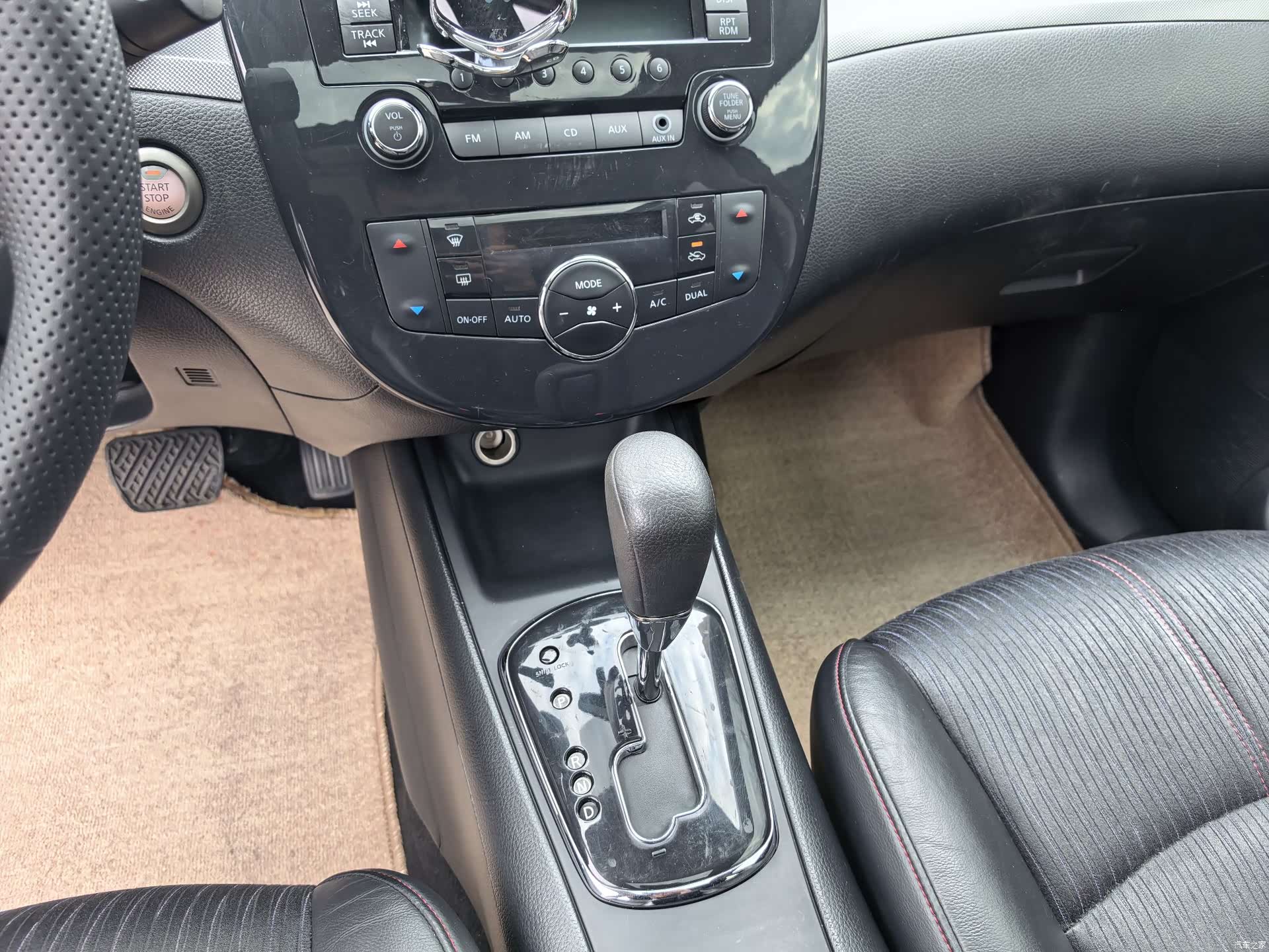 Nissan Tiida, 2012 11