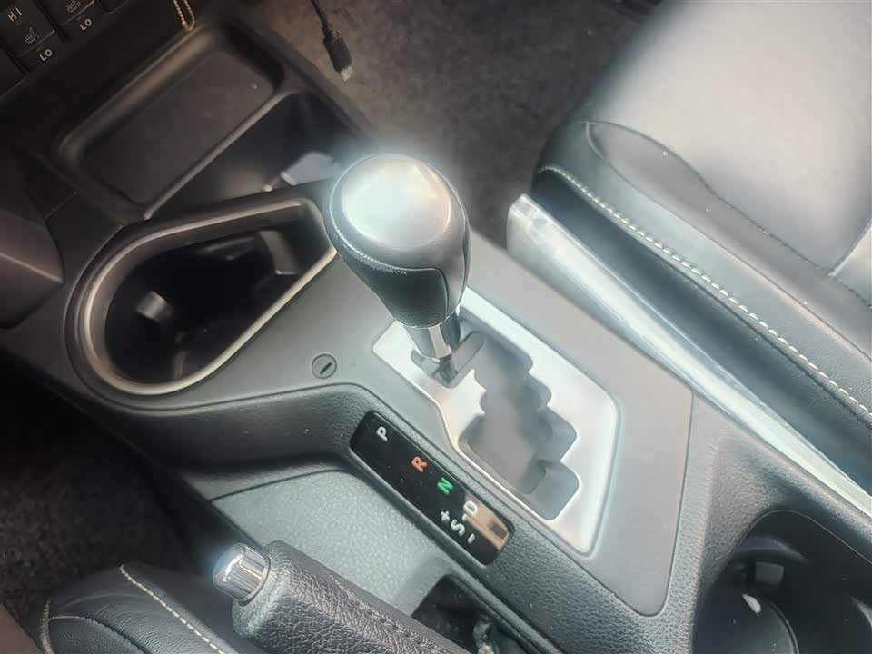 Toyota RAV4 Rongfang