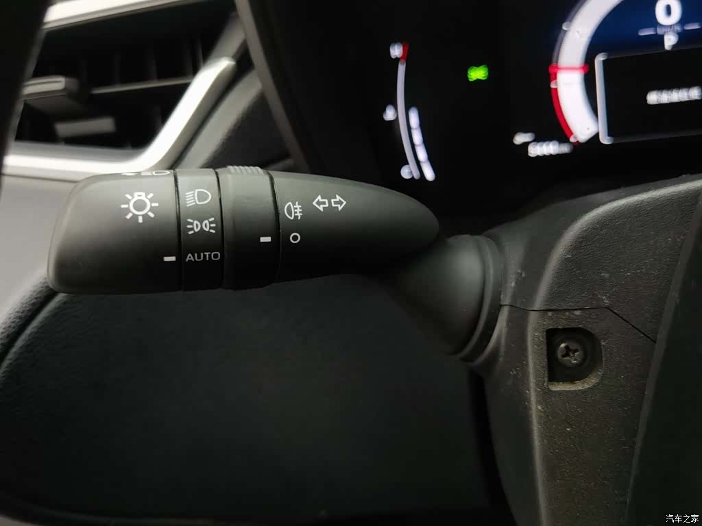 Toyota Frontlander, 2024 21