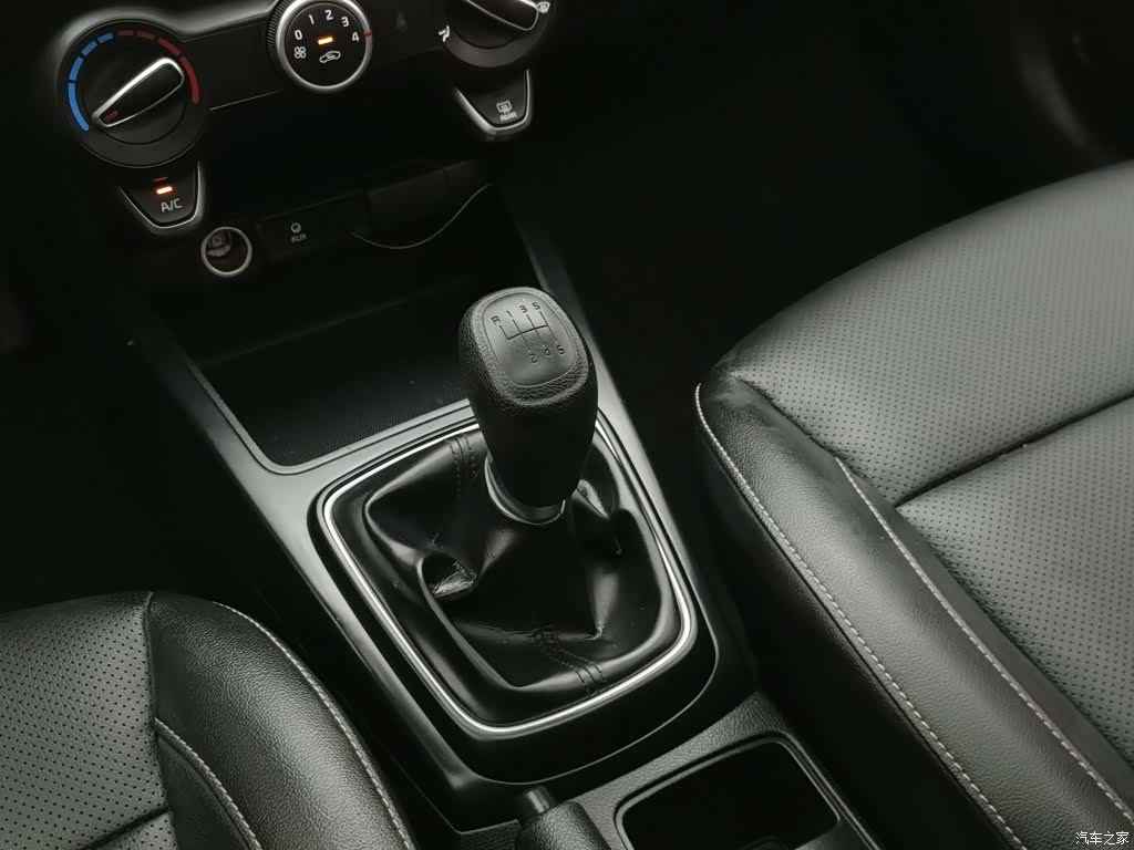 Kia K2, 2018 13