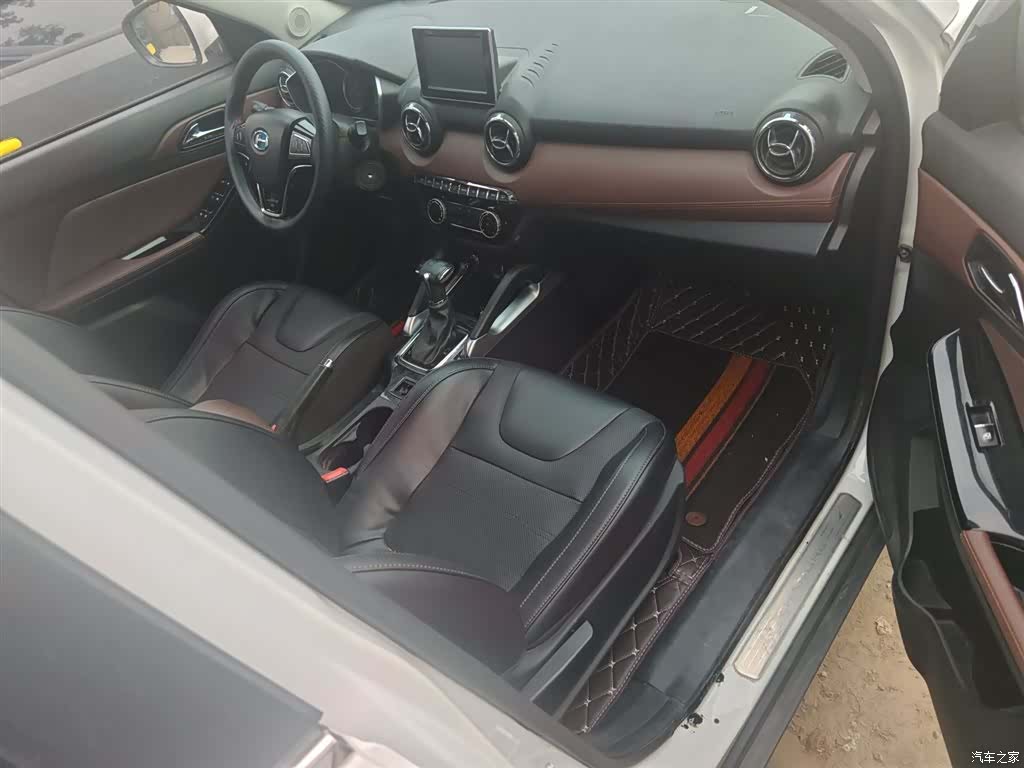BAIC Q35, 2017 15